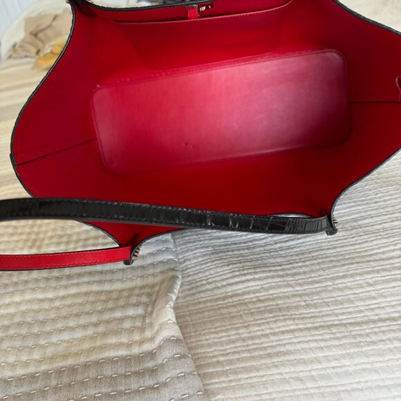 Christian Louboutin Cabarock Crocodile-embossed Leather Tote - Large - Picture 9 of 11